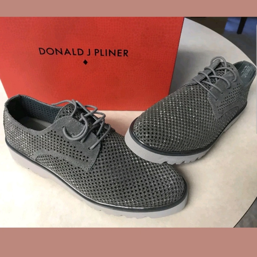 Donald J Pliner oxfords